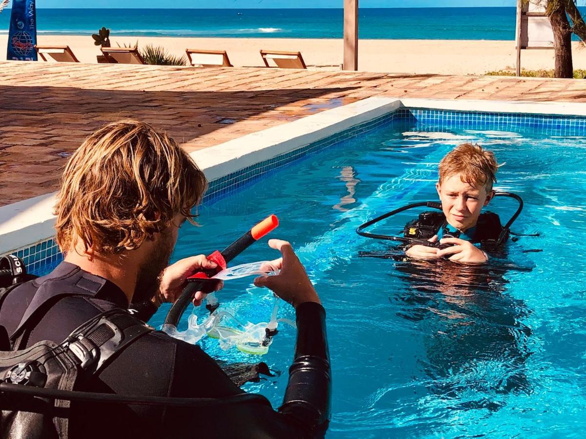 مبيت وإفطار Praia do Tofo Liquid Dive Adventures المظهر الخارجي الصورة